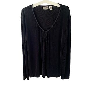 Chicos Travelers Long Sleeve V Neck Top